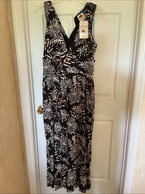 Farm Rio Black and White Floral V-Neck Maxi Jumpsuit size large